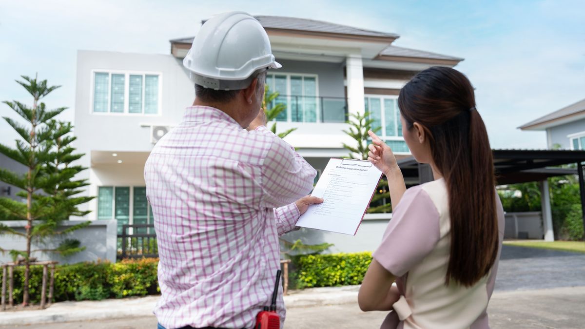 First-time home buyer inspection in Champaign, IL